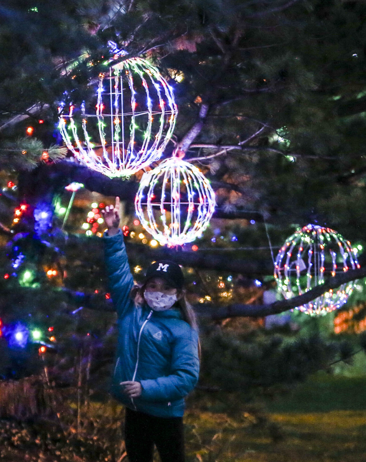 112120-qc-nws-lights-15.JPG